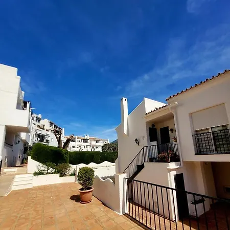 Benahavis Village Penthouse Apartment, 2 Bedrooms, Stunning Views, Swimming Pool !! Exterior photo
